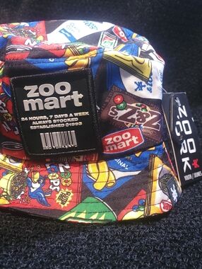 NEVER WORN Zoo York Colorful Graphic Bucket Hat